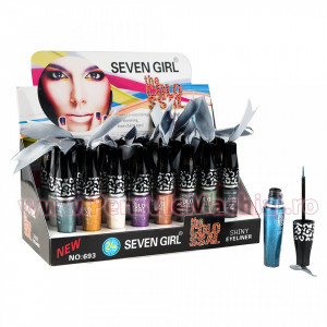 Eyeliner Seven Girl