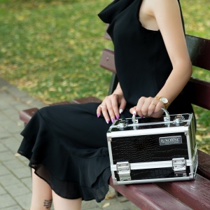 Geanta Produse Cosmetice din Aluminiu cu Oglinda, Black Pattern, LUXORISE - Img 2