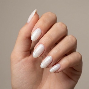 Shimmer Rubber Base SensoPRO Milano 10ml, Milky White #20 - Img 2